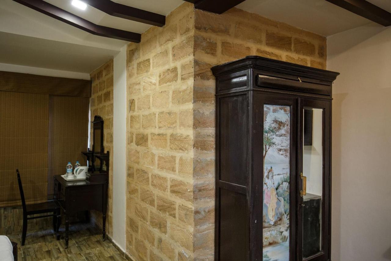 סאסאן גיר Gir Lions Paw Resort With Swimming Pool מראה חיצוני תמונה